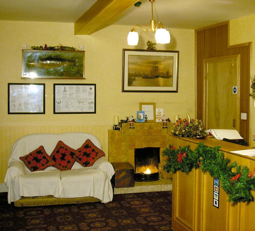 Ryan'S Hotel Cong Exterior photo